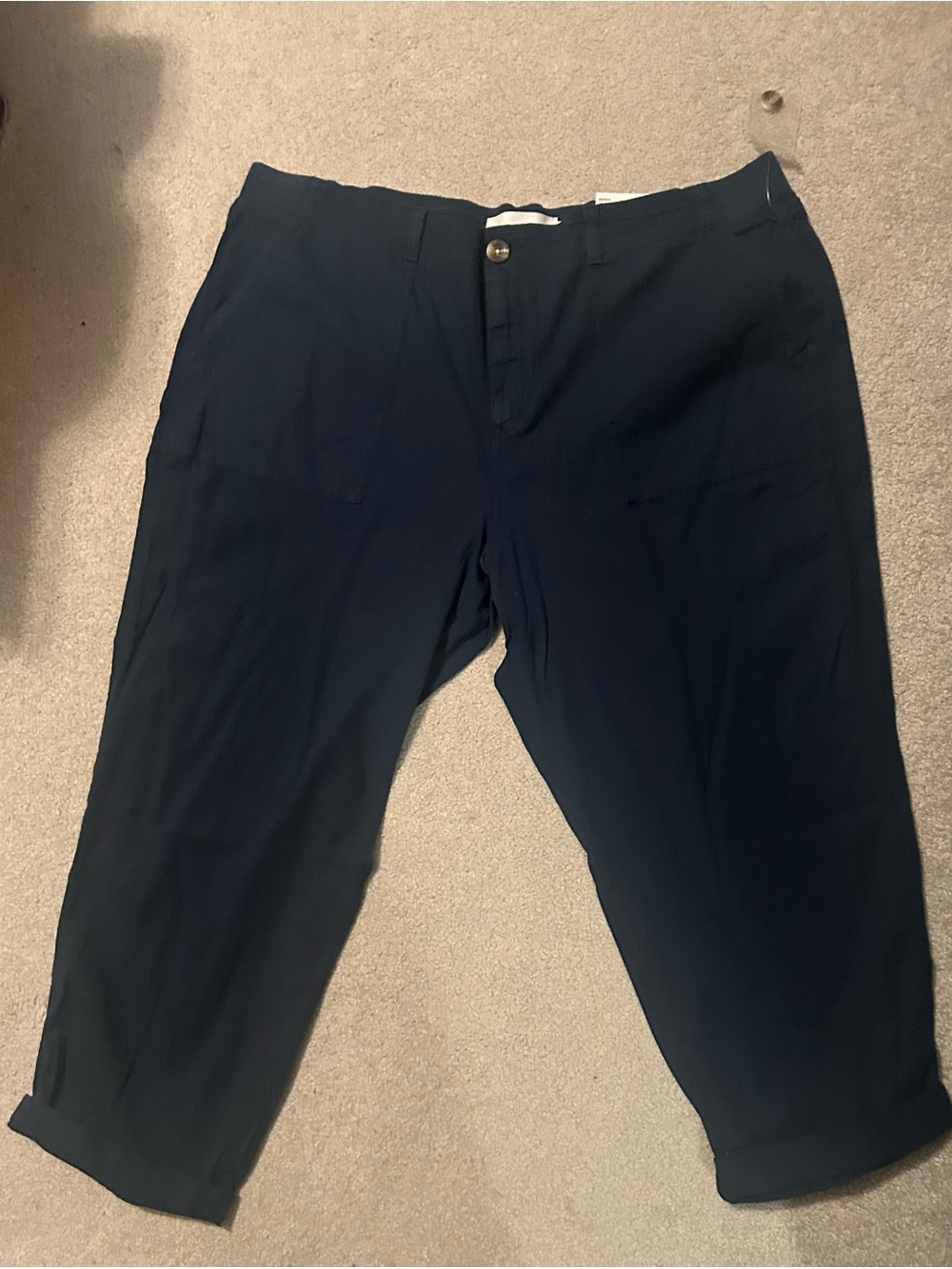 Women’s Casual Navy Stretch Capri Pants